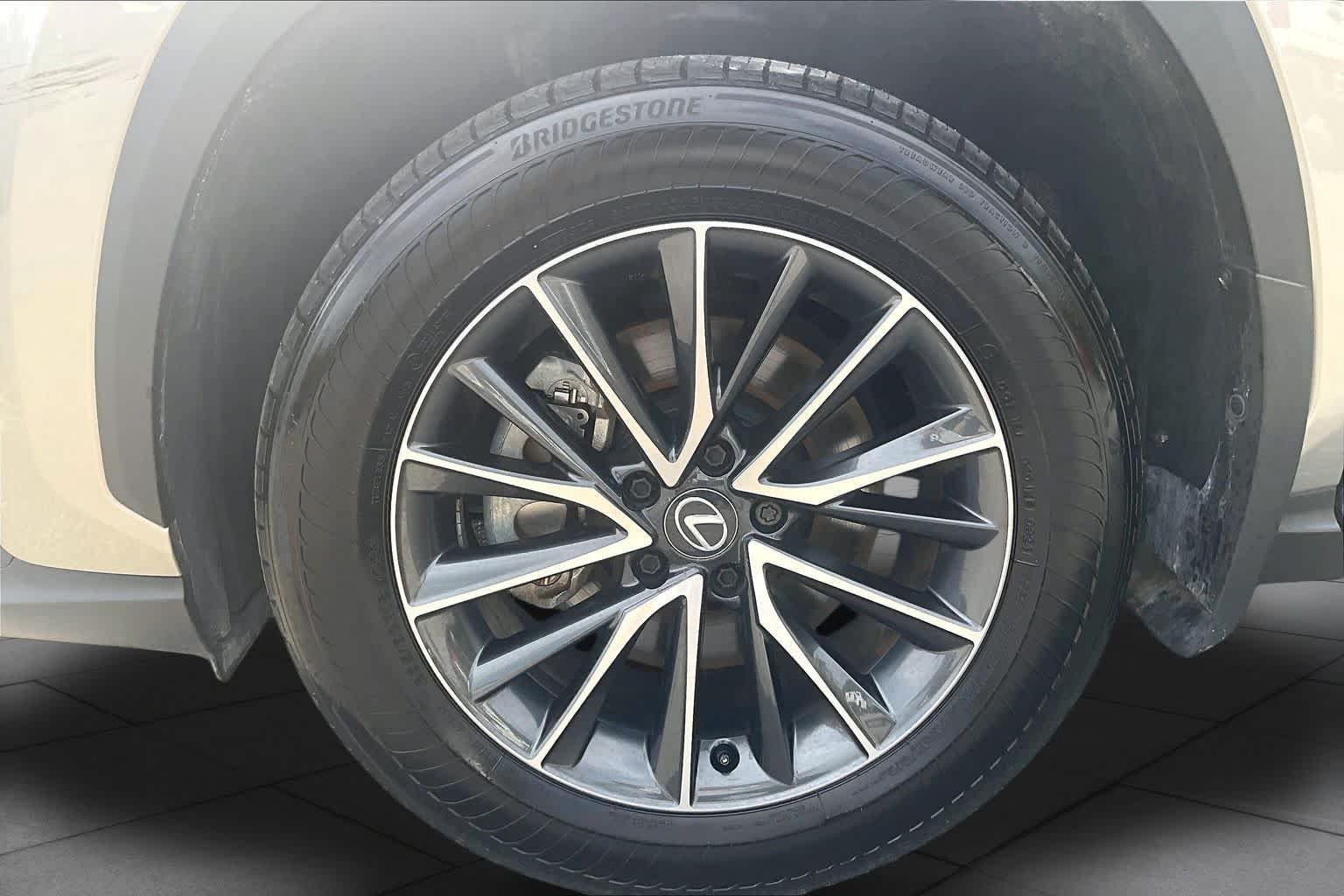 Used 2025 Atomic Silver Lexus Premium image 11