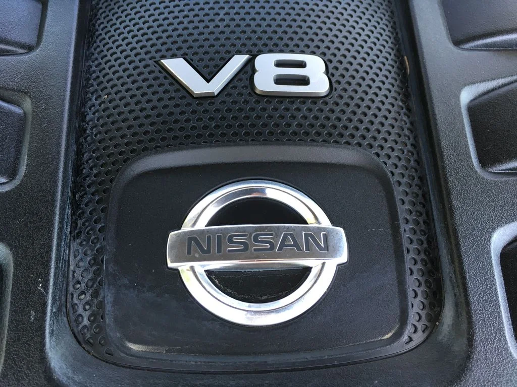 Used 2020 Silver Nissan SL image 15