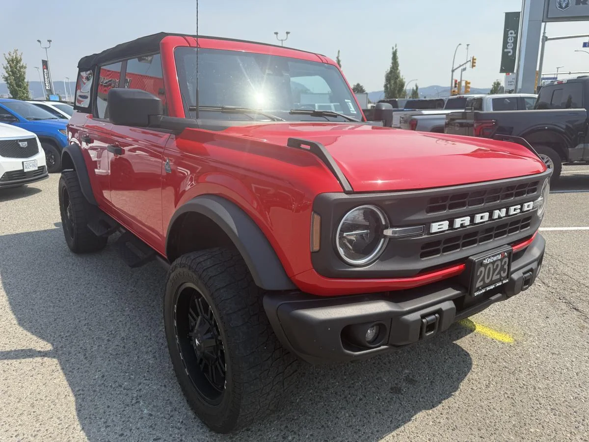 Used 2023 Red Ford Black Diamond image 9