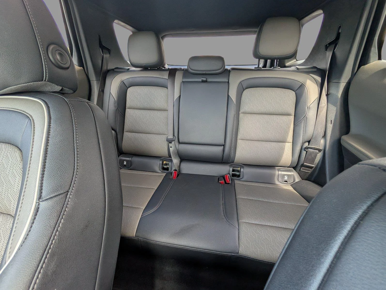 Used 2025 Sterling Gray Metallic Chevrolet LT image 13