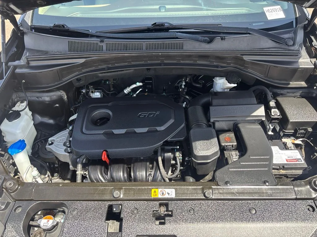 Used 2018 Black Hyundai 2.4 Base image 31