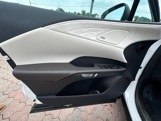 New 2026 Eminent White Pearl Lexus LUXURY image 17