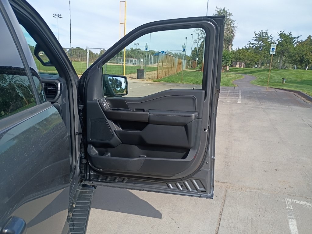 Used 2024 Carbonized Gray Metallic Ford XLT image 9