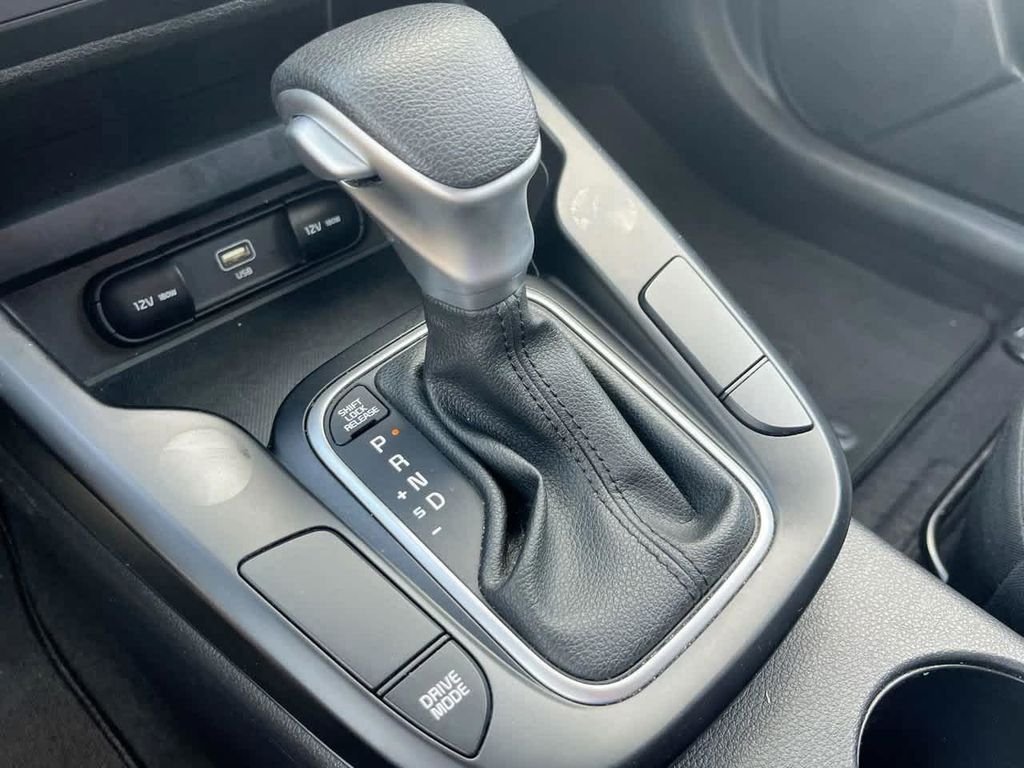 Used 2024 Black Kia LX image 20