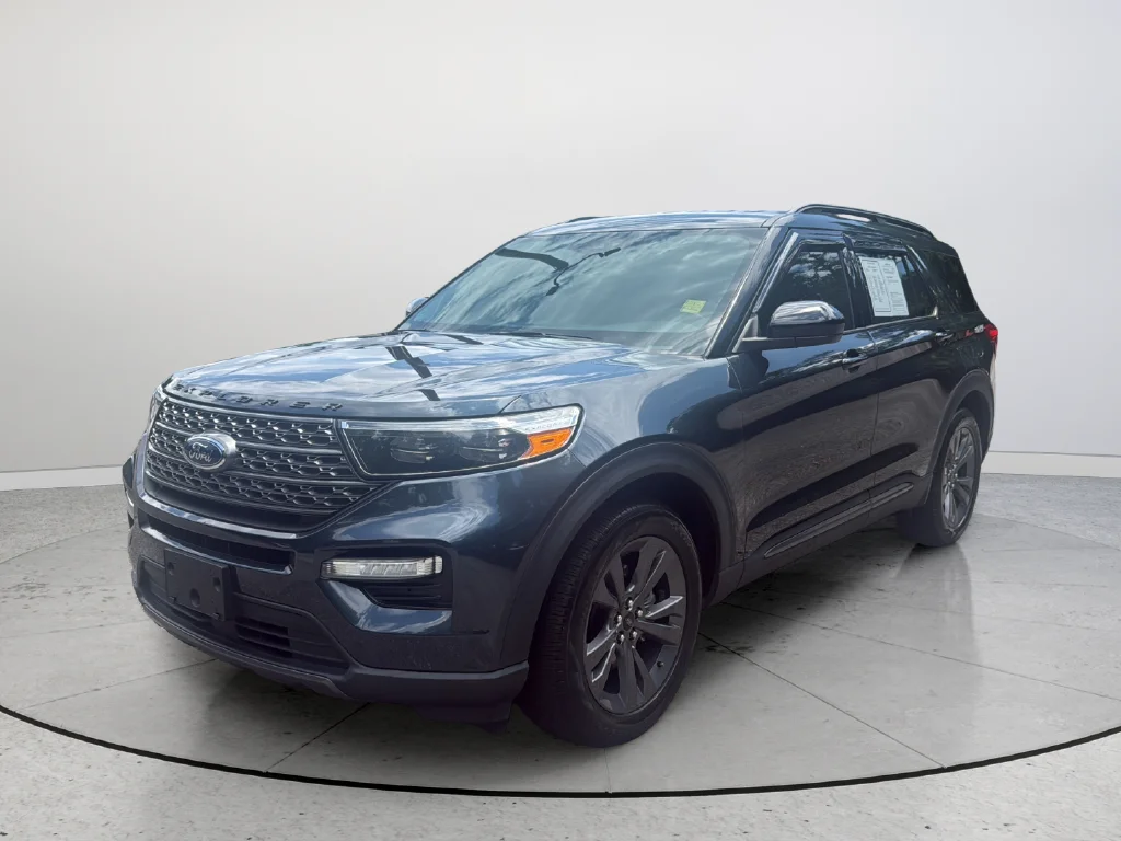 Used 2023 Blue Ford XLT image 4