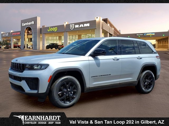 2026 Jeep Grand Cherokee Laredo Altitude