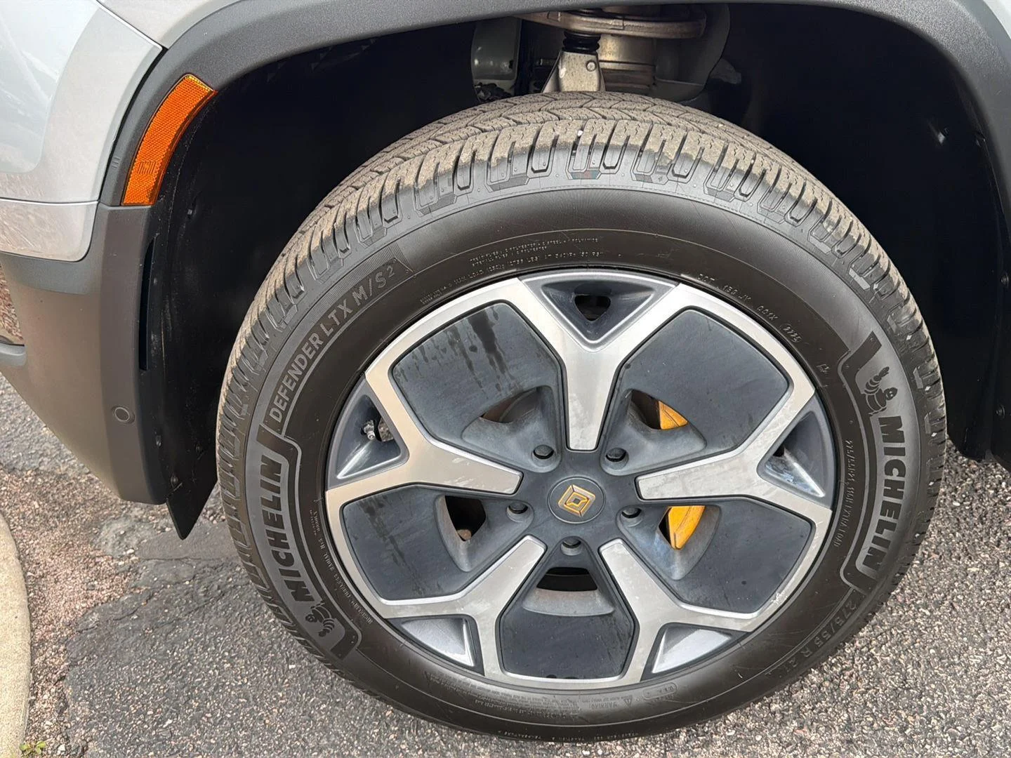 Used 2024  Rivian Adventure image 12