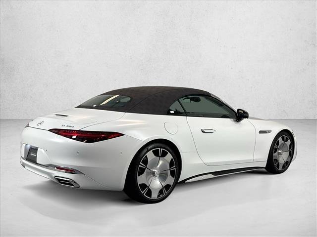 New 2026 MANUFAKTUR moonlight white magno (White Ambiance) Mercedes-Benz Maybach SL 680 Monogram Series image 31