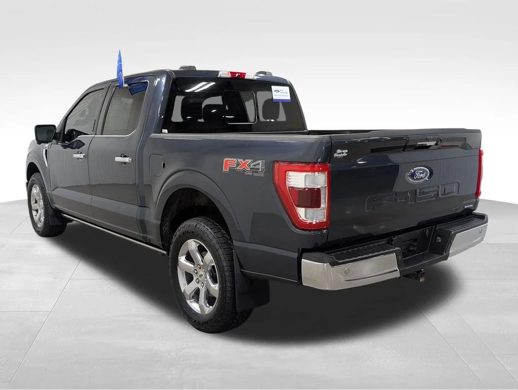 Certified Used 2022 Smoked Quartz Metallic Tinted Clearcoat Ford Lariat image 29