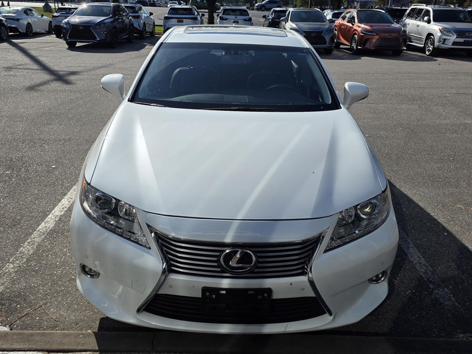 Used 2015 Starfire Pearl Lexus 350 image 2
