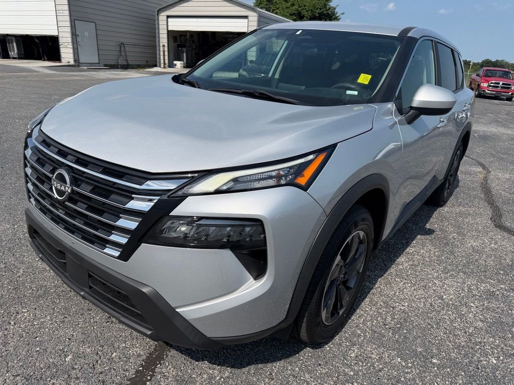 Used 2024 Silver Nissan SV image 23
