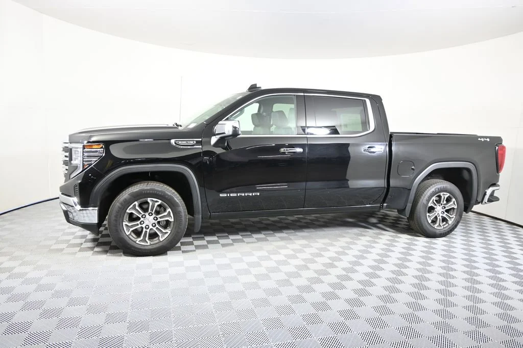 Used 2024 GMC Sierra 1500 SLT with VIN 1GTUUDED5RZ325583 for sale in Forest Lake, Minnesota