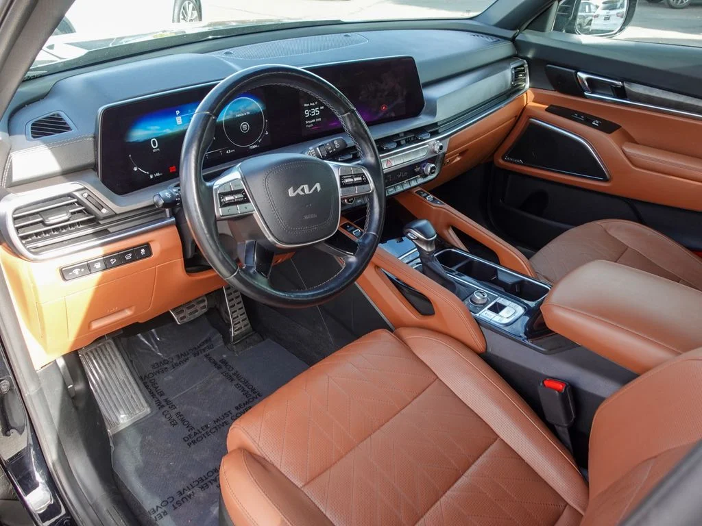 Used 2024 Black Kia SX X-Pro image 11