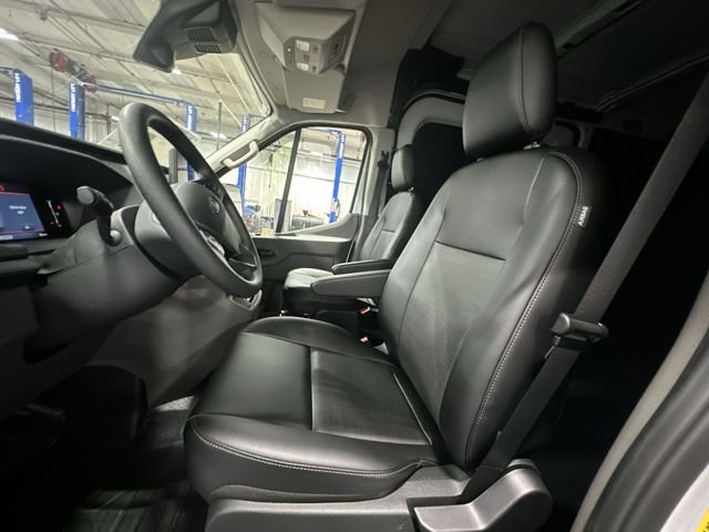 New 2026 White Ford Base image 17