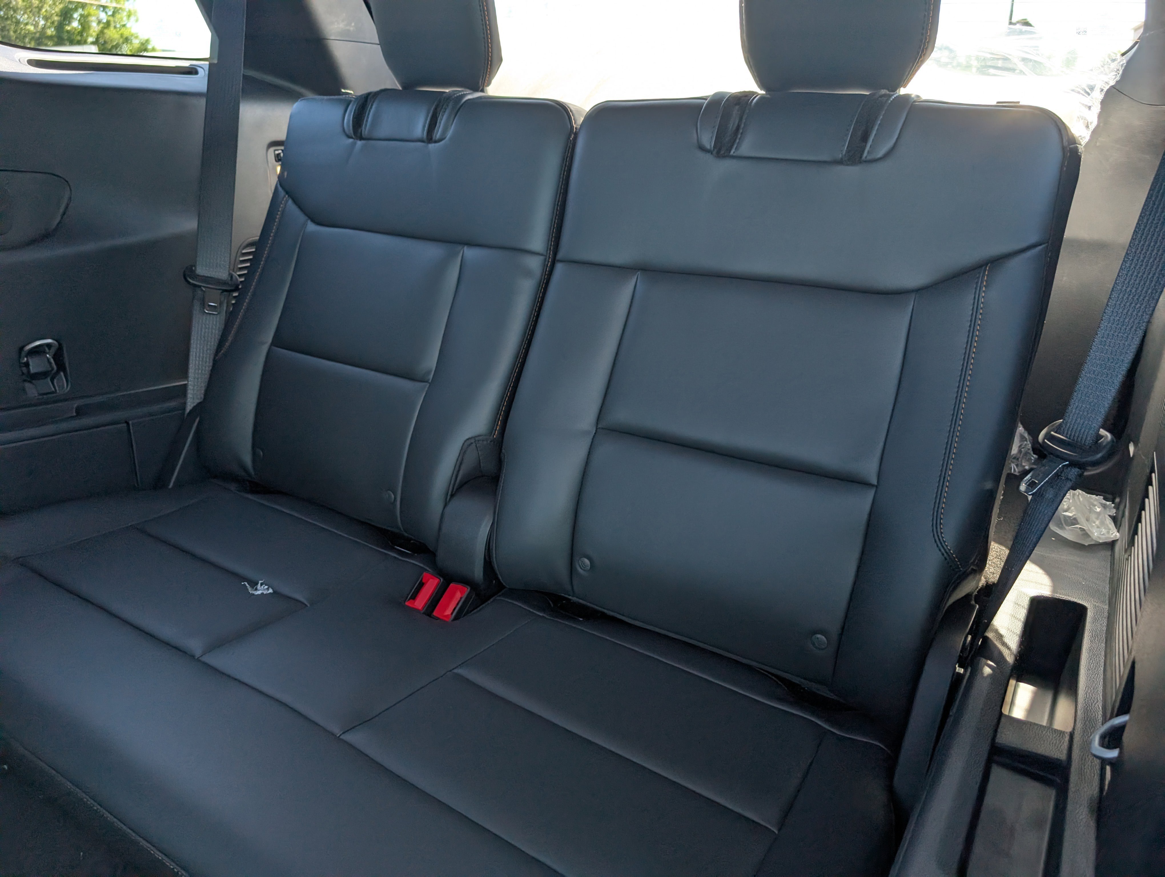 New 2026 Carbonized Gray Metallic FORD Tremor image 15