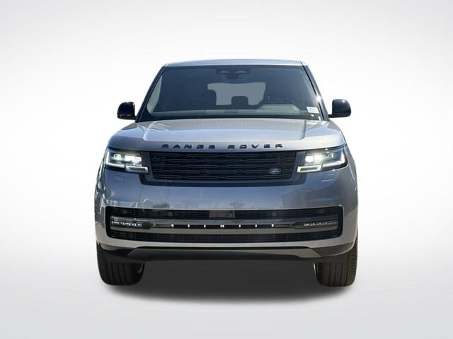 New 2026 Eiger Grey Land Rover SE image 11
