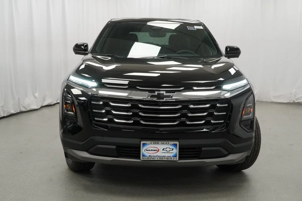 New 2026 Mosaic Black Metallic Chevrolet LT image 32