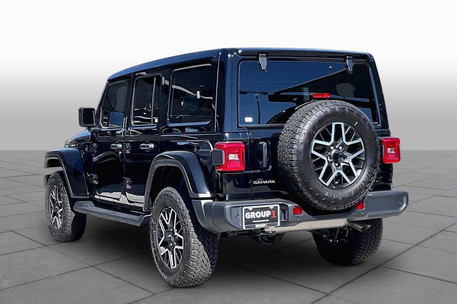 New 2027 Black Clear-Coat Paint Jeep Sahara image 9