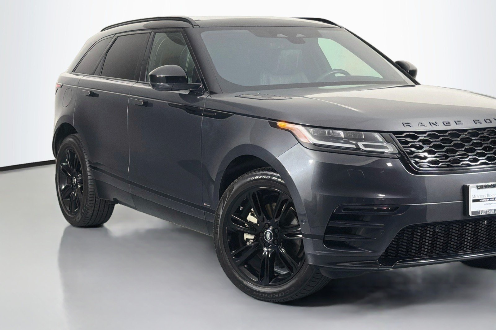 Used 2021 Carpathian Grey Premium Metallic Land Rover R-Dynamic S image 14