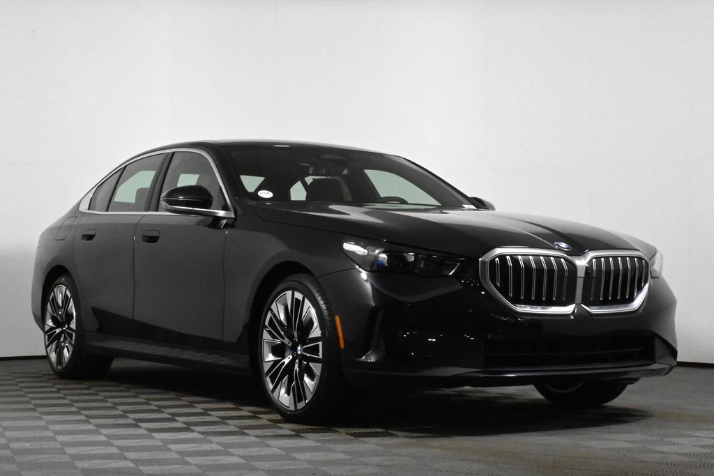 2026 BMW 5 Series 530i - Photo 9