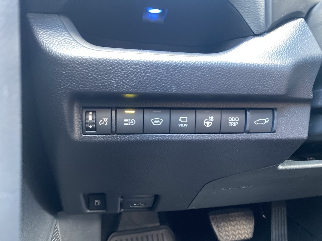 2024 Toyota RAV4 XSE - Photo 20