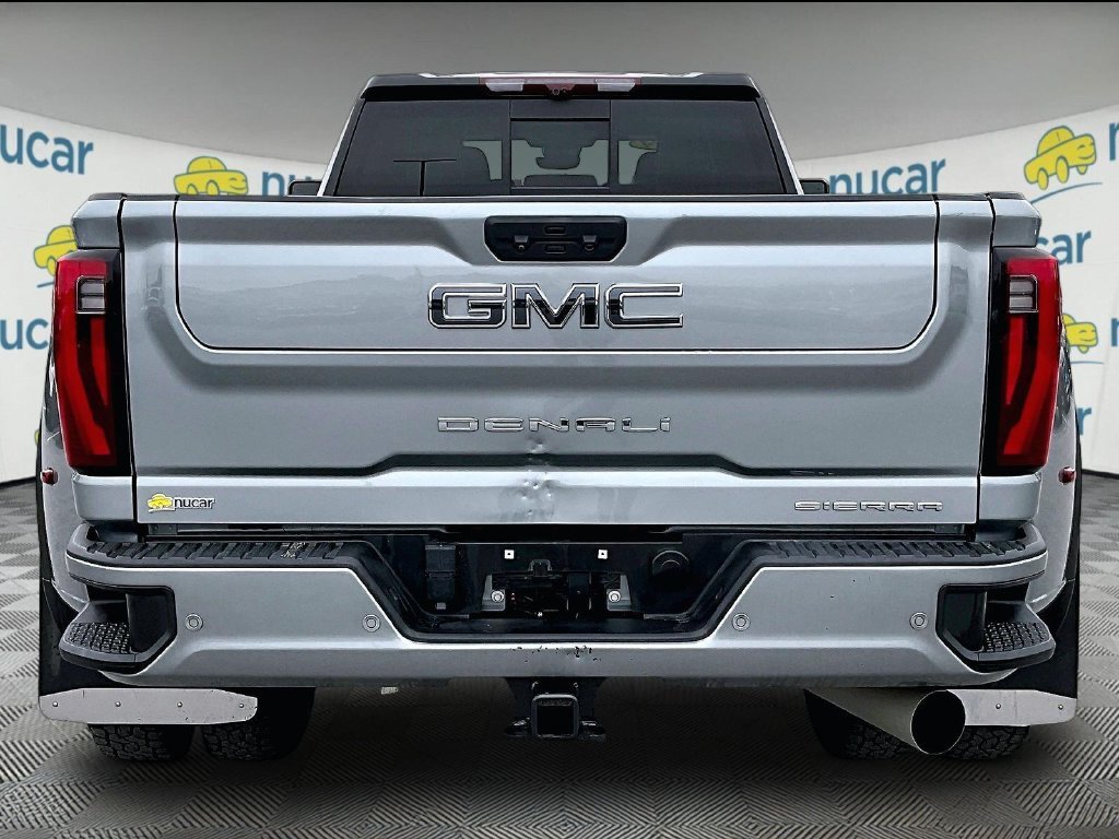 Used 2024 Sterling Metallic GMC Denali Ultimate image 5