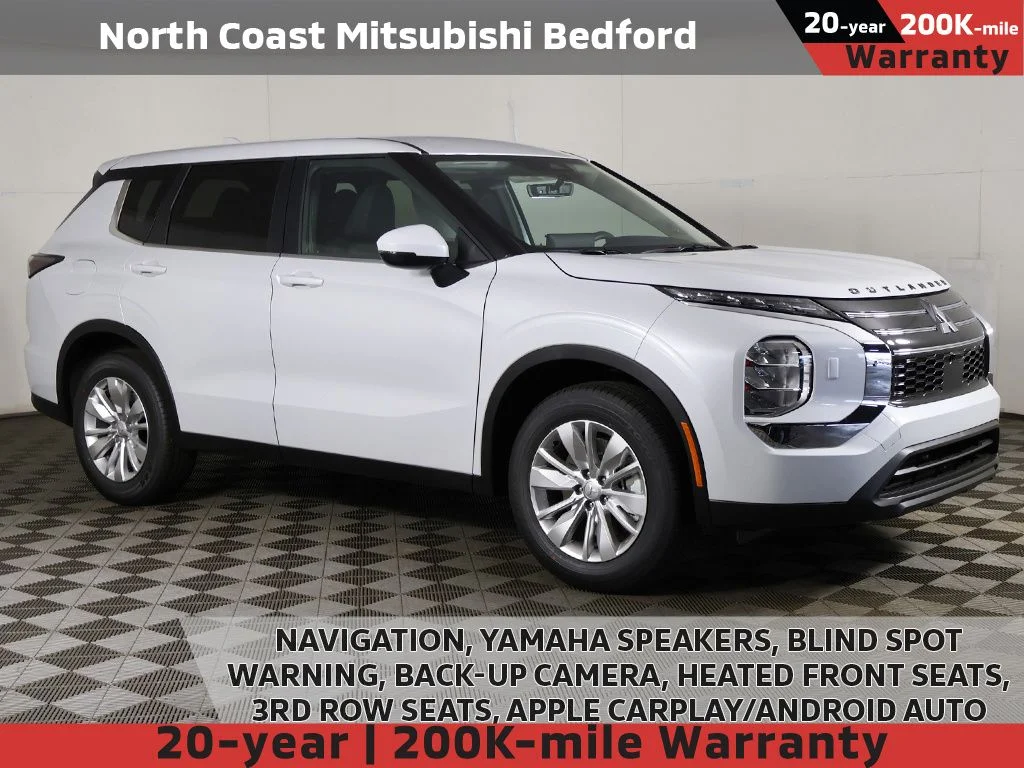 2026 Mitsubishi Outlander ES S-AWC's photo