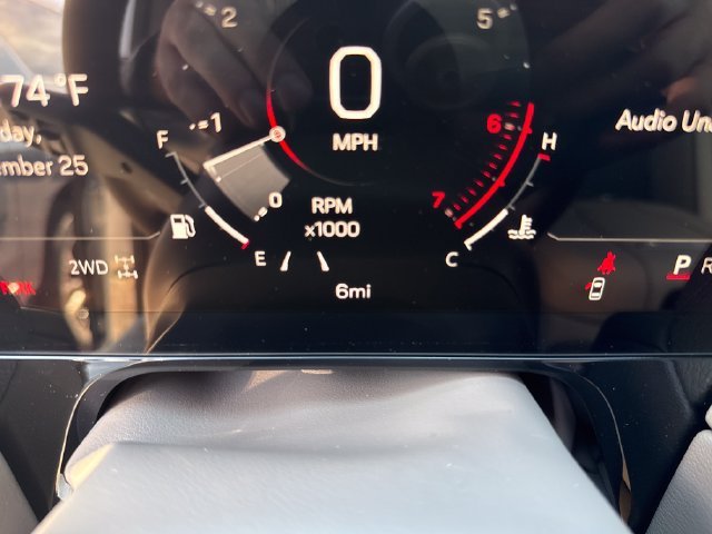 2026 GMC Yukon Denali - Photo 19