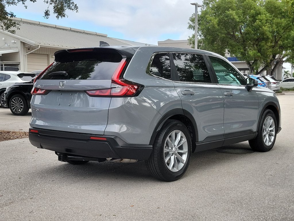 Used 2025  Honda EX image 28