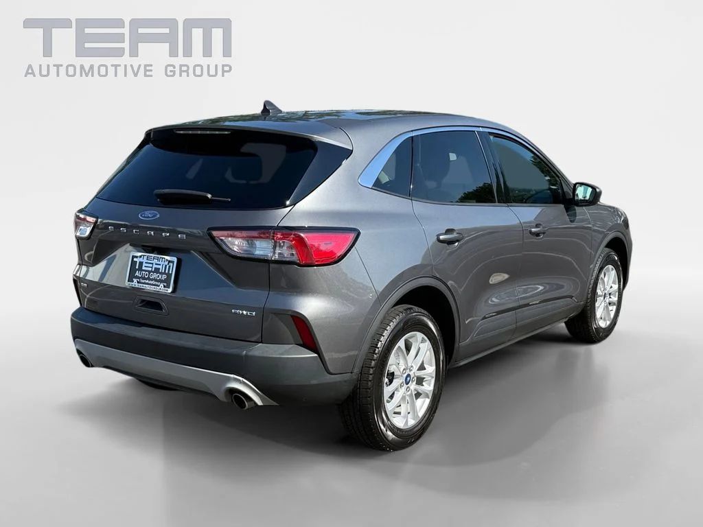 Used 2022 Gray Ford SE image 7