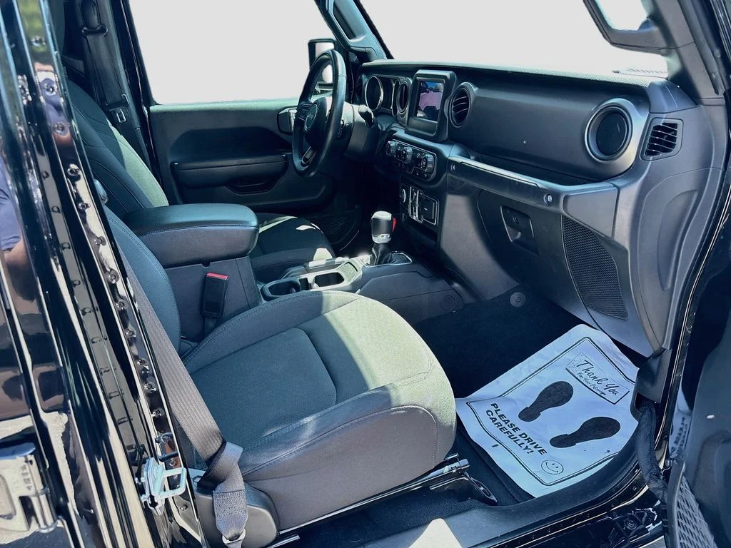 Used 2022 Black Clearcoat Jeep Sport image 25