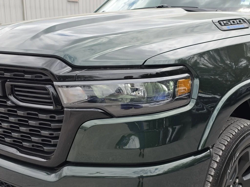 New 2026 Serrano-Green Metallic Exterior Paint RAM Big Horn/Lone Star image 7