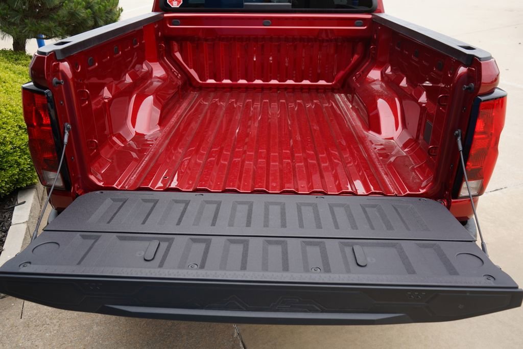 2026 Chevrolet Colorado Trail Boss - Photo 14