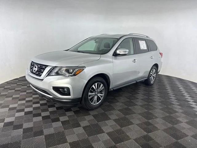 Used 2019 Silver Nissan SV image 3