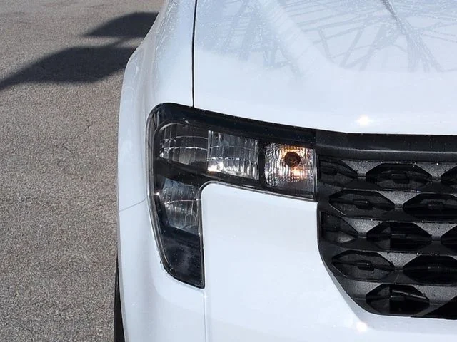 New 2026 Oxford White Ford XL image 10