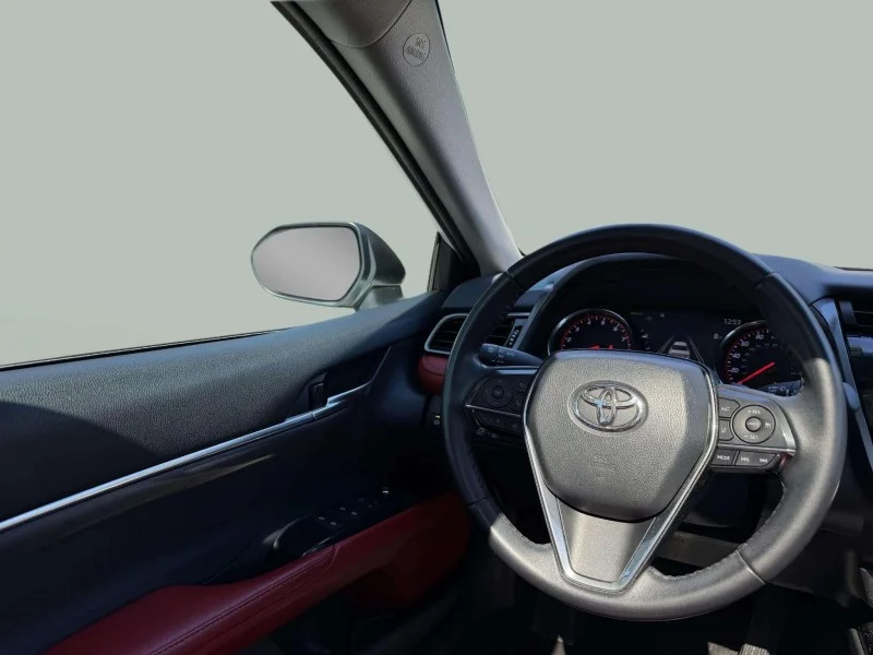 Used 2019  Toyota XSE image 12