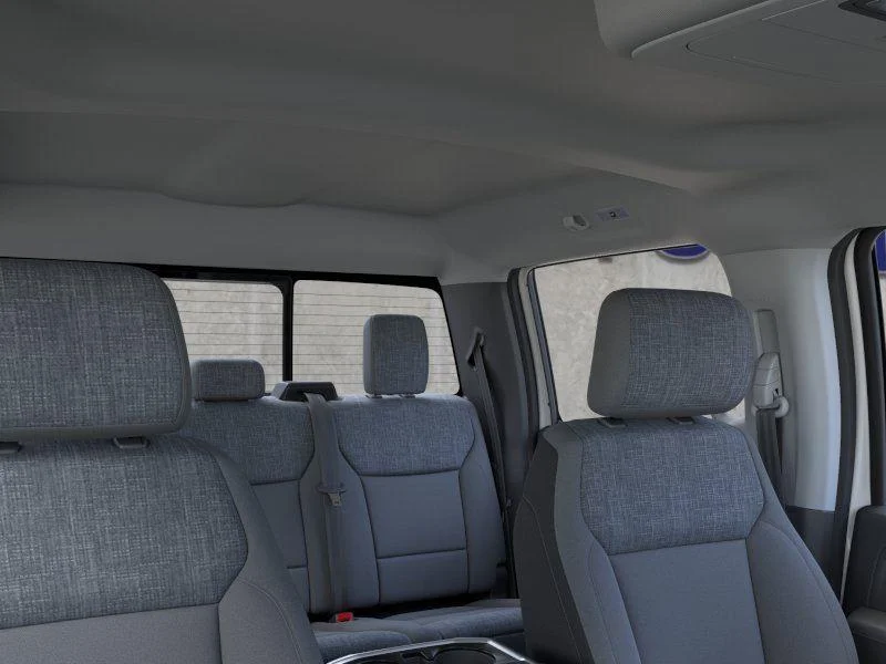 New 2026 Oxford White Ford XLT image 7