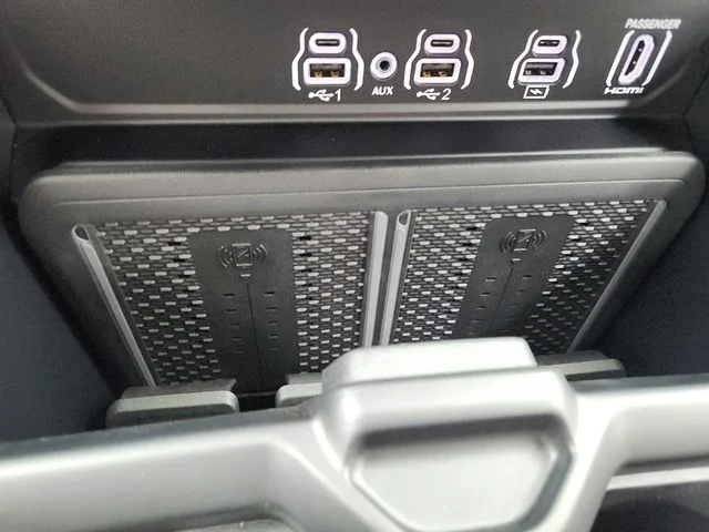 2025 RAM 2500 Limited - Photo 20