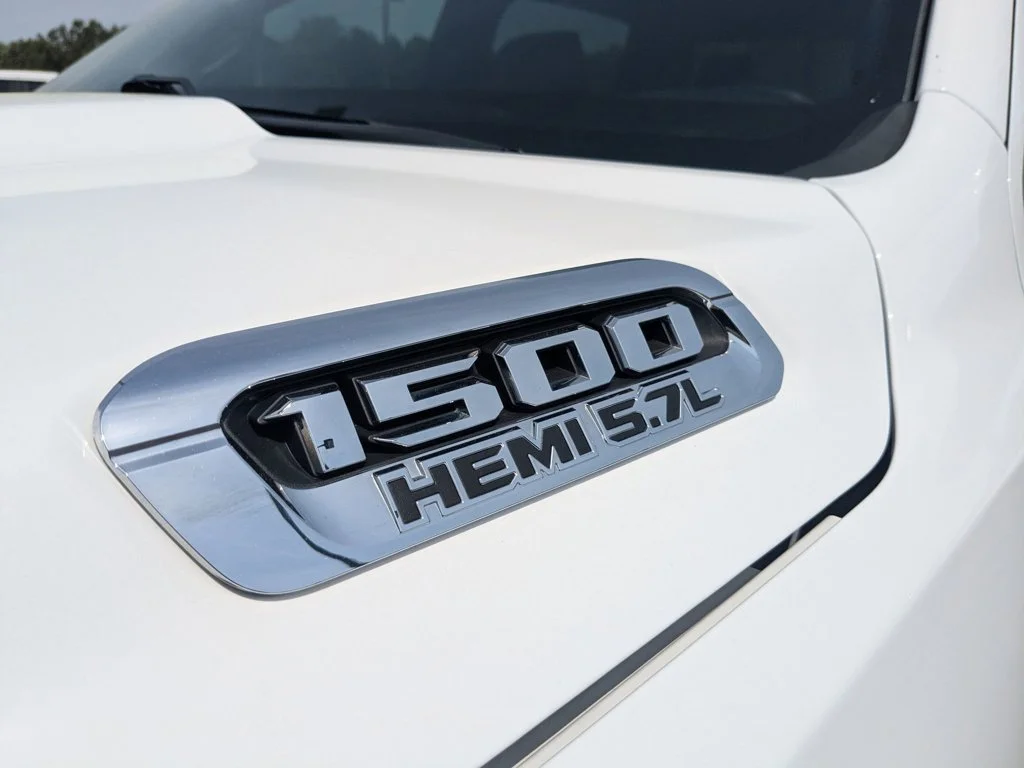 Used 2022 Bright White Clearcoat Ram Laramie image 29