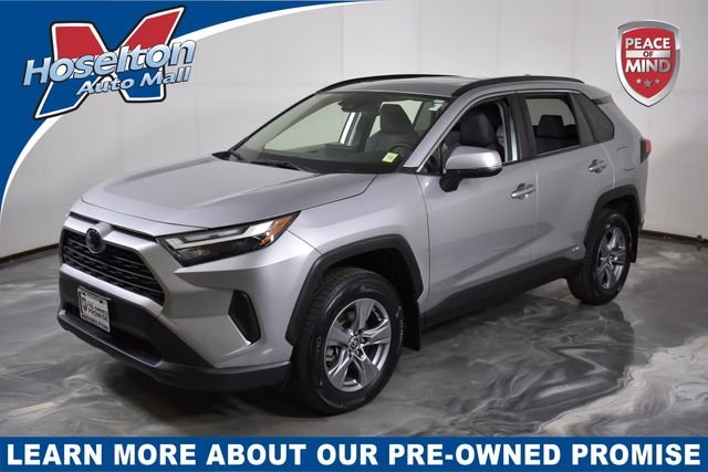 2022 Toyota RAV4 Hybrid XLE