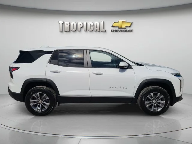 New 2027 Summit White Chevrolet LT image 6