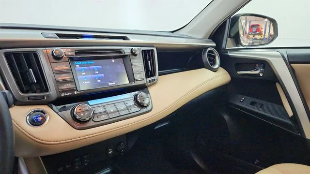Used 2014 Brown Toyota Limited image 23