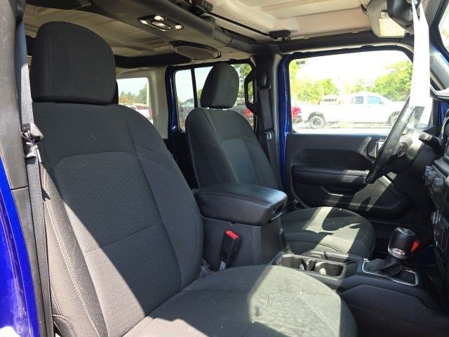 Used 2020 Ocean Blue Metallic Clearcoat Jeep Sport S image 12