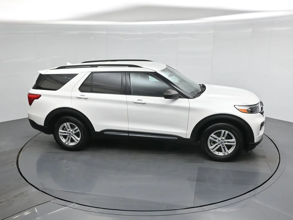 Certified Used 2024 White Ford XLT image 53