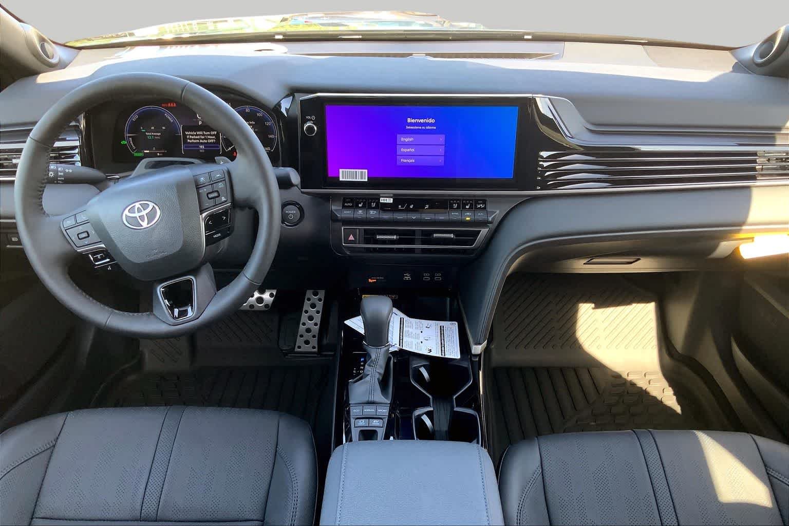 View vehicle photo 5