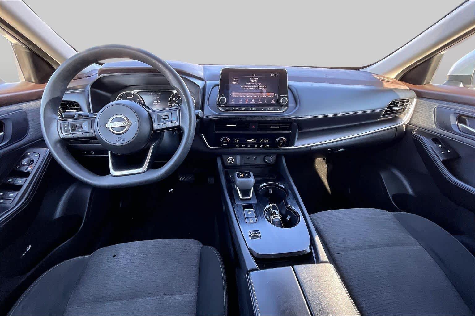 Used 2023 Brilliant Silver Metallic Nissan SV image 15
