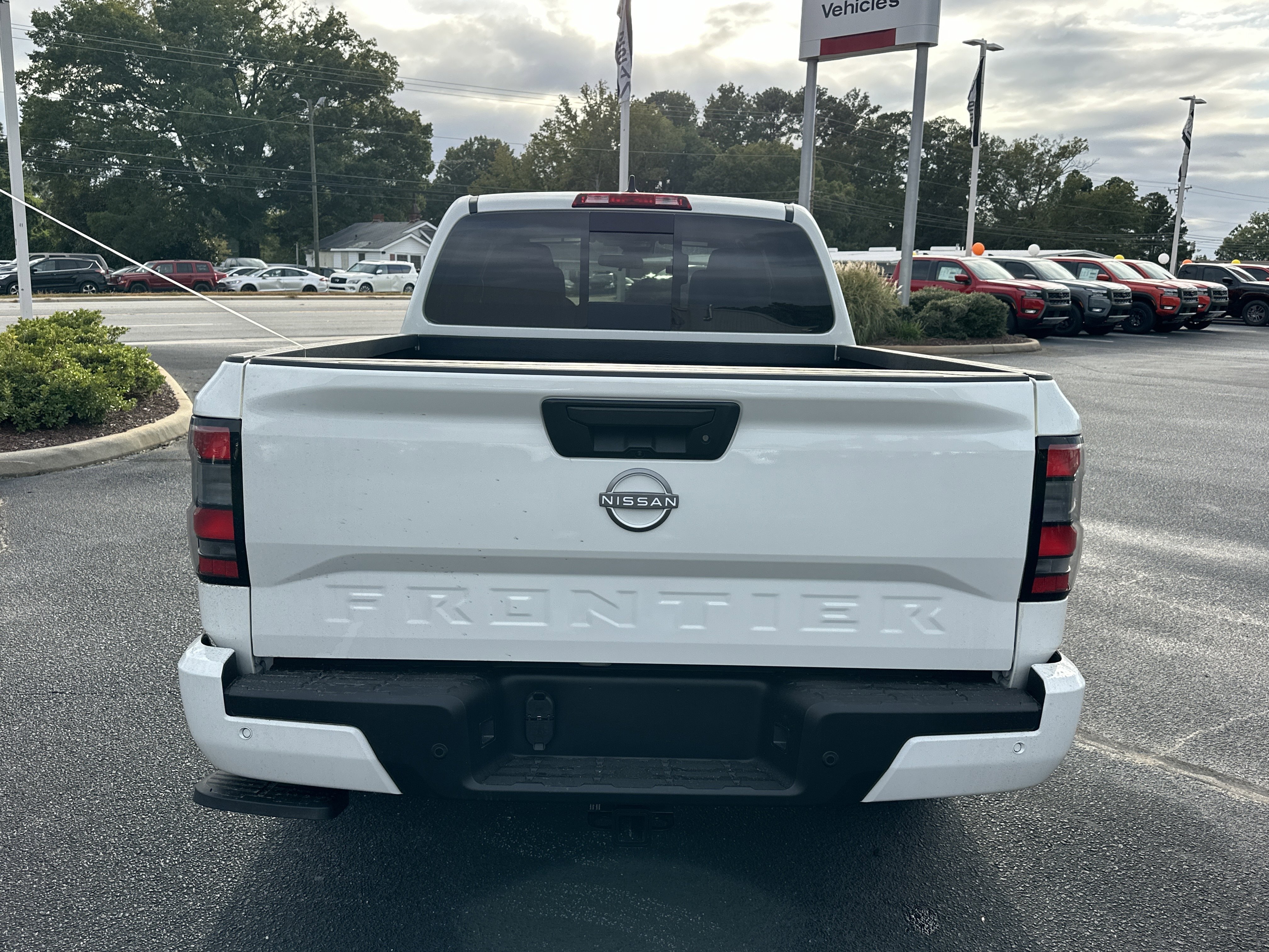 New 2026 Glacier White Nissan Crew Cab SV Long Bed image 7