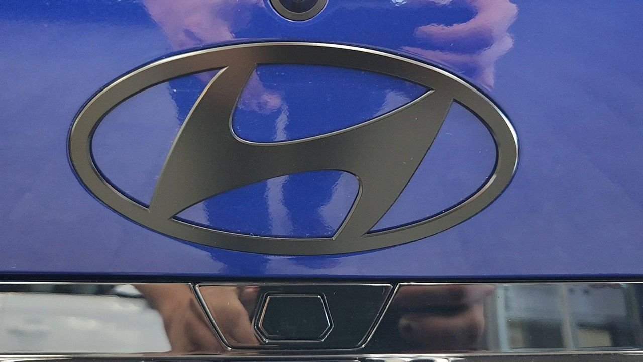 New 2026 Intense Blue Hyundai Sedan image 21
