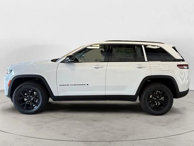 New 2026 Bright White Jeep LAREDO ALTITUDE 4X4 image 2
