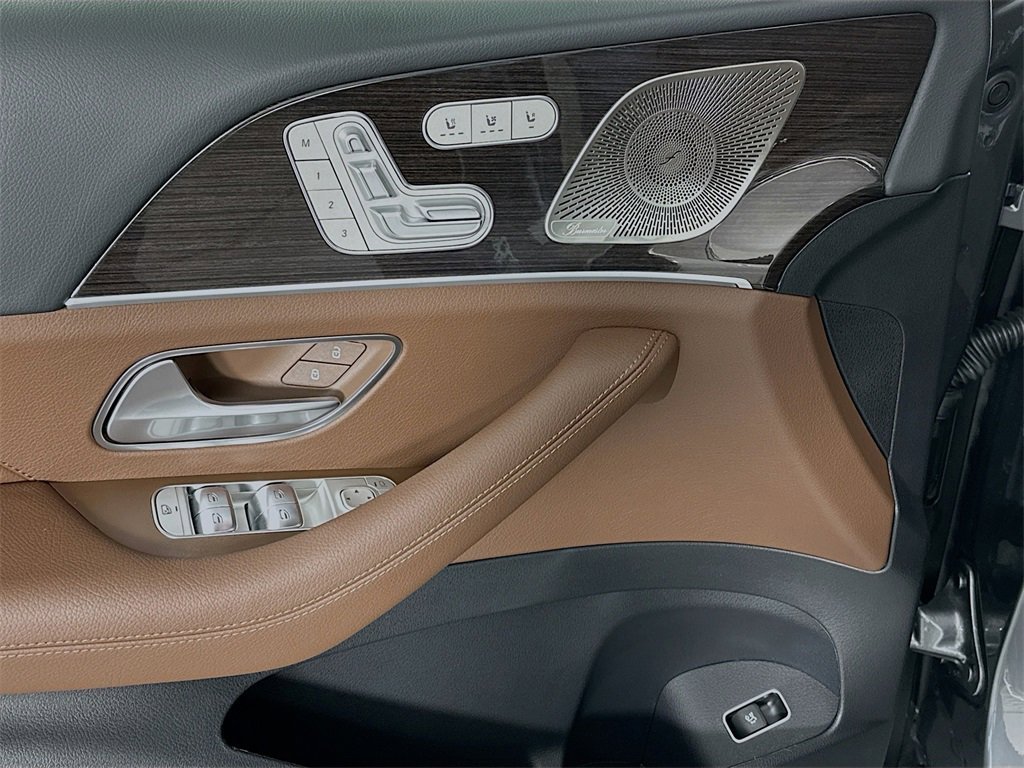 2026 Mercedes-Benz GLS Base - Photo 53